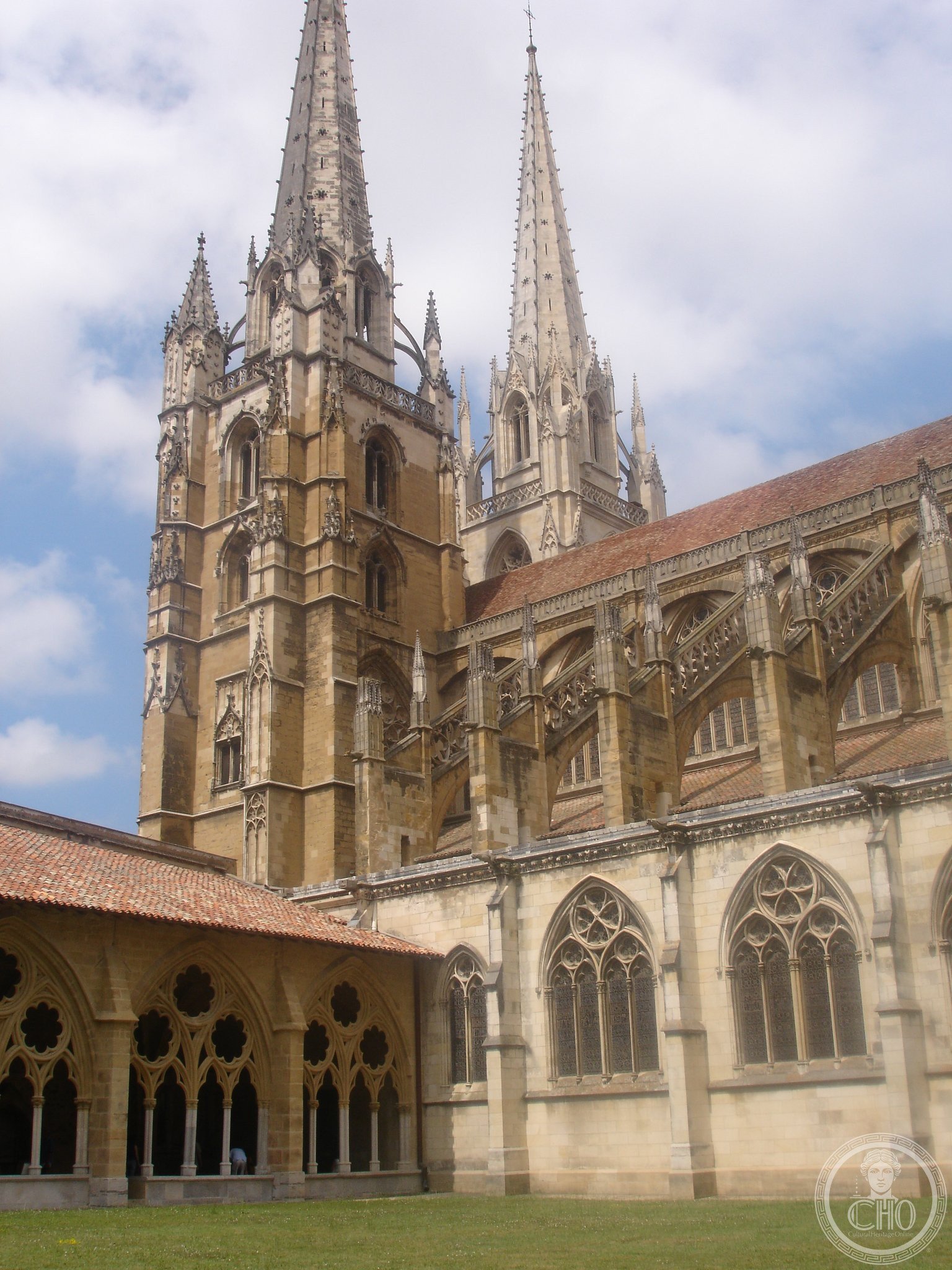 Bayonne Cathedral — view Bayonne Cathedral — view