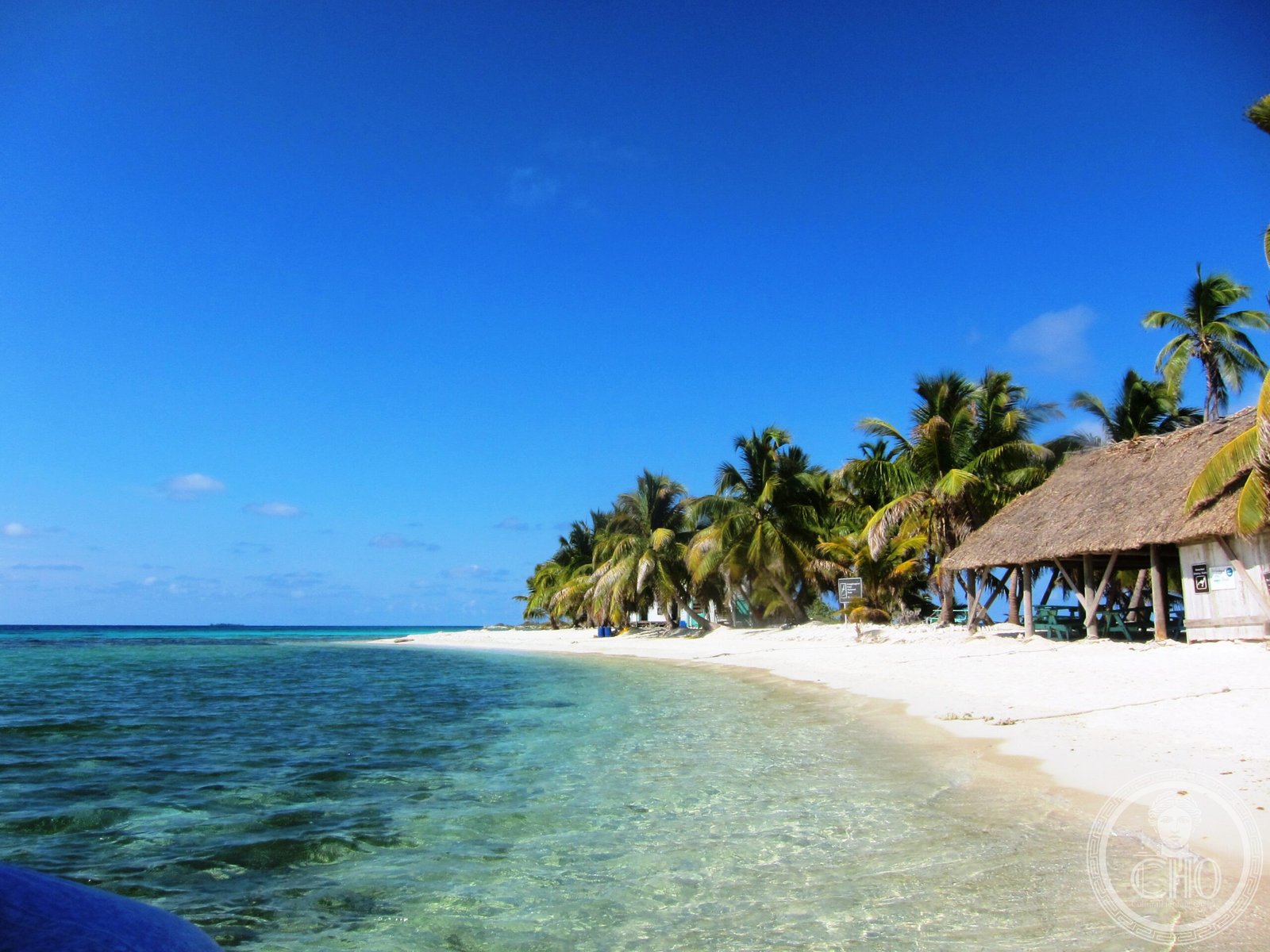 Laughing Bird Caye — view Laughing Bird Caye — view
