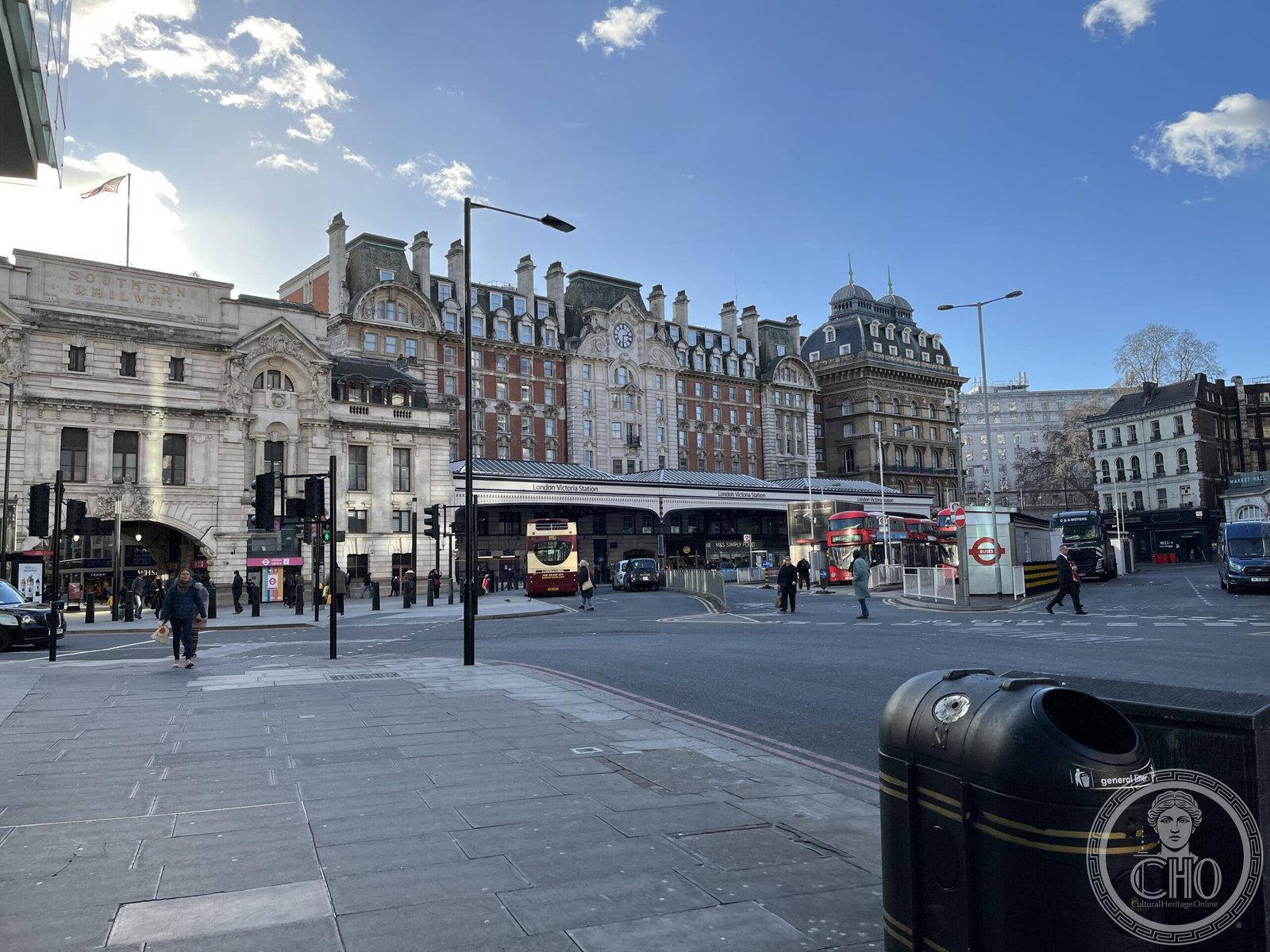 London Victoria station — view London Victoria station — view