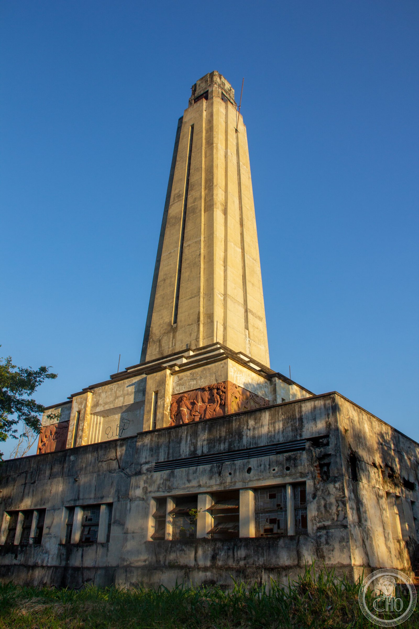 Monumento Rodoviário da Rodovia Presidente Dutra — view Monumento Rodoviário da Rodovia Presidente Dutra — view