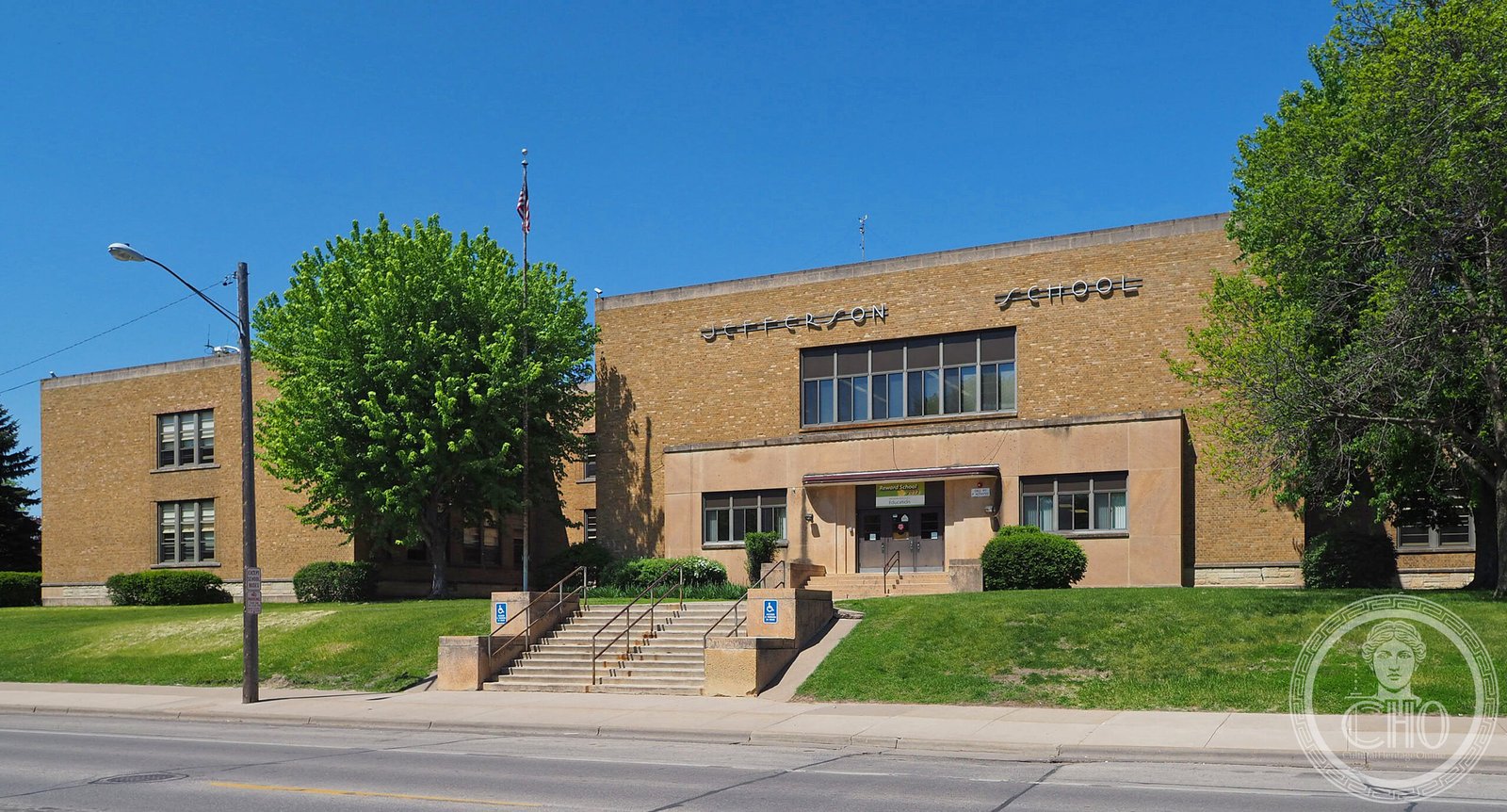 Jefferson Elementary School (Winona, Minnesota) — view Jefferson Elementary School (Winona, Minnesota) — view