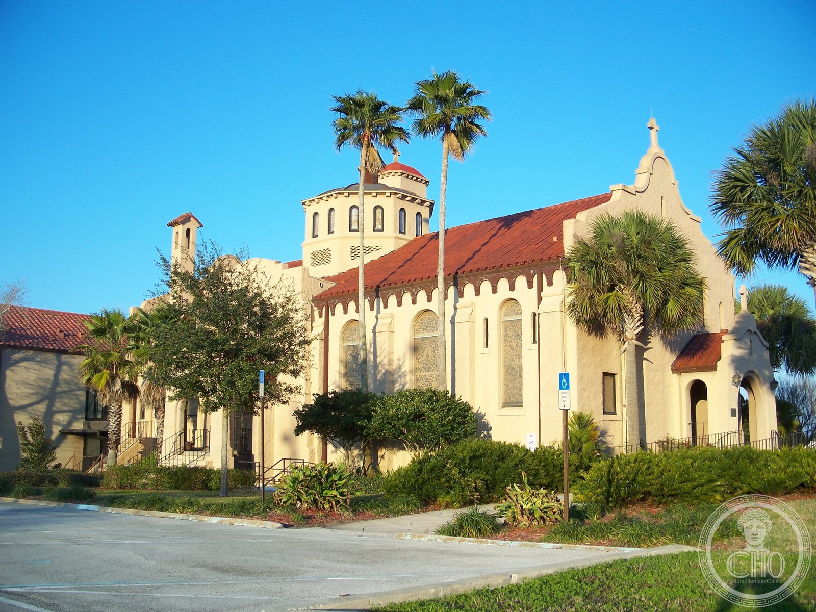 Church of the Holy Spirit (Lake Wales, Florida) — view Church of the Holy Spirit (Lake Wales, Florida) — view
