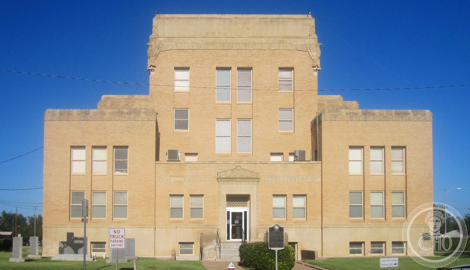 Cottle County Courthouse Historic District — view Cottle County Courthouse Historic District — view
