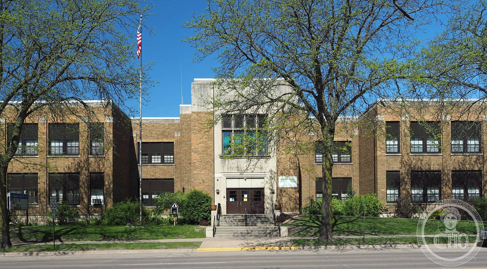 Washington–Kosciusko Elementary School — view Washington–Kosciusko Elementary School — view