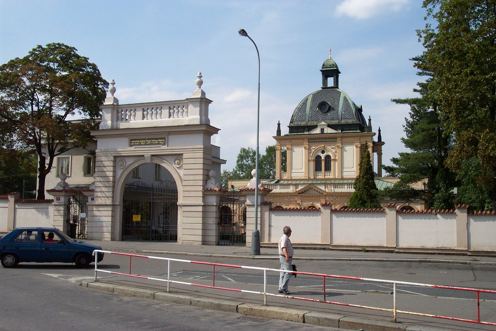 New Jewish Cemetery, Prague — view New Jewish Cemetery, Prague — view