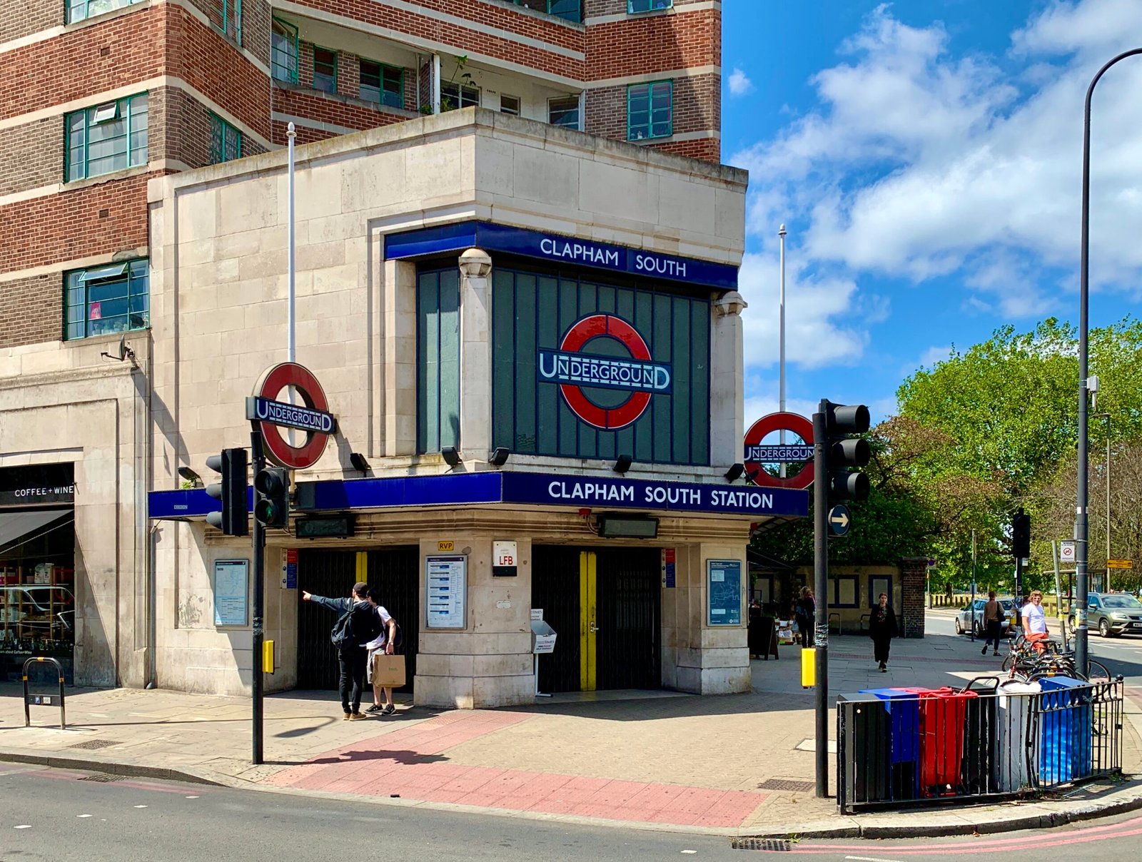 Clapham South tube station — view Clapham South tube station — view