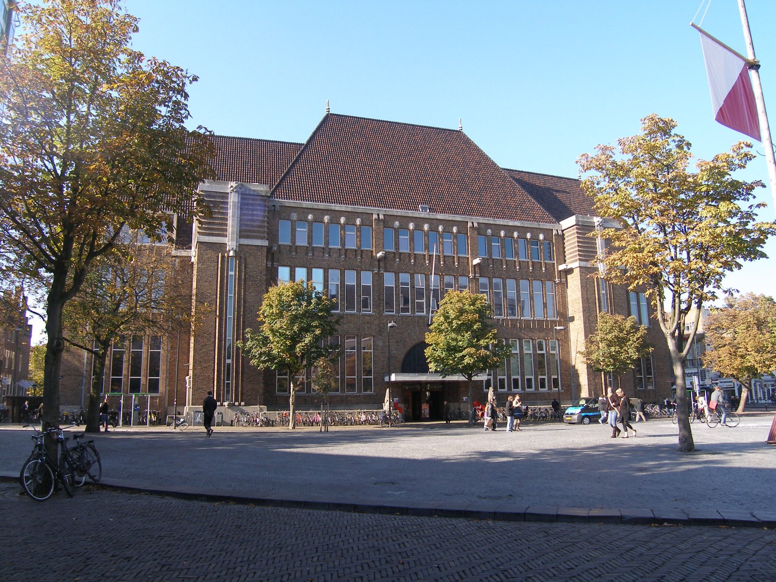 Utrecht Post Office — view Utrecht Post Office — view
