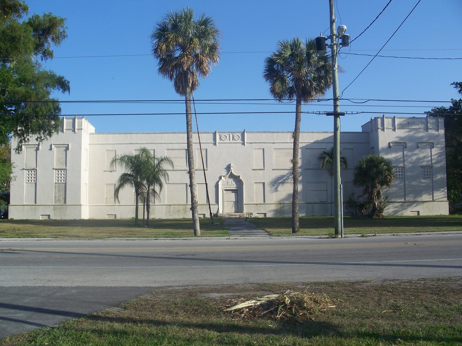Pahokee High School — view Pahokee High School — view