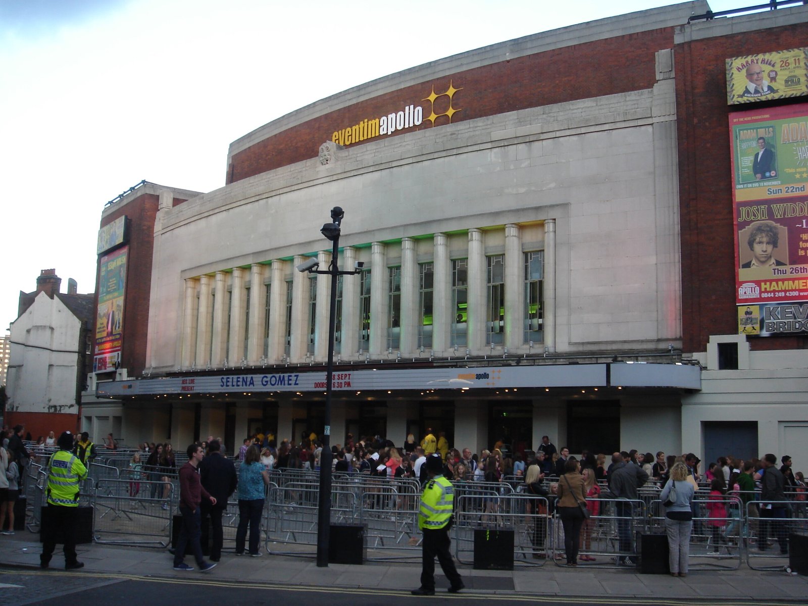 Hammersmith Apollo — view Hammersmith Apollo — view