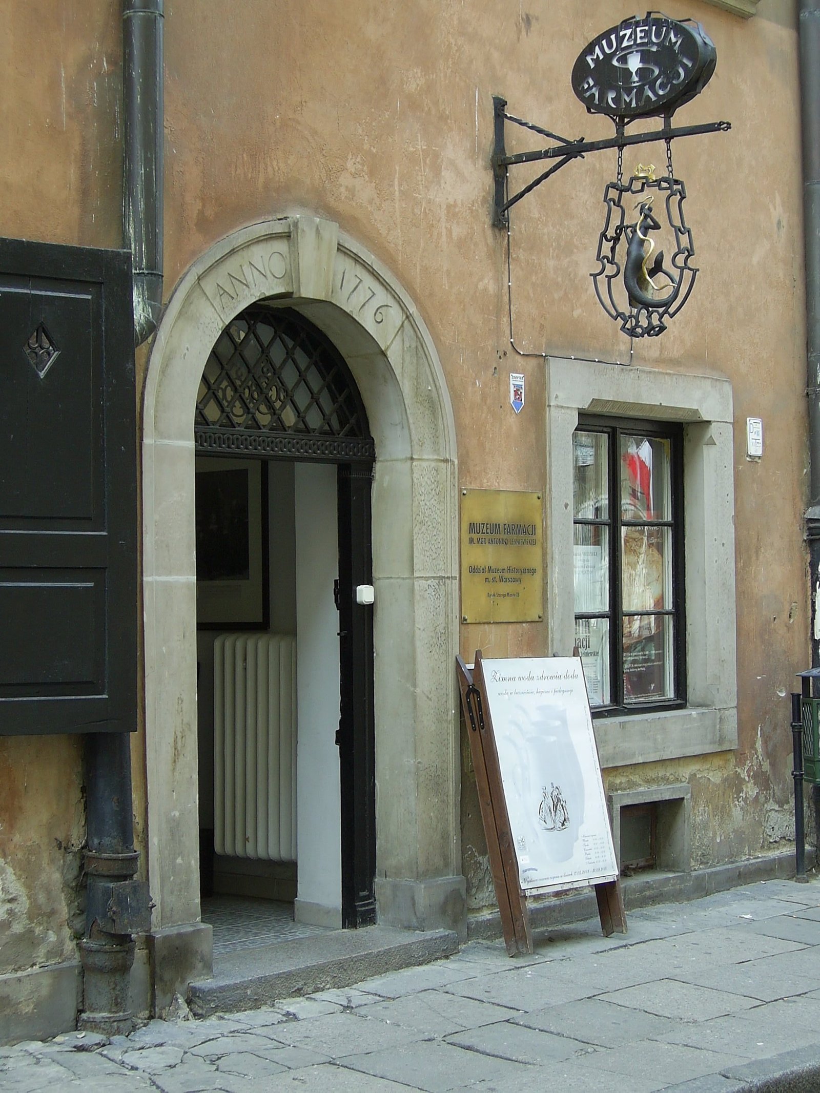 Antonina Leśniewska Museum of Pharmacy — view Antonina Leśniewska Museum of Pharmacy — view