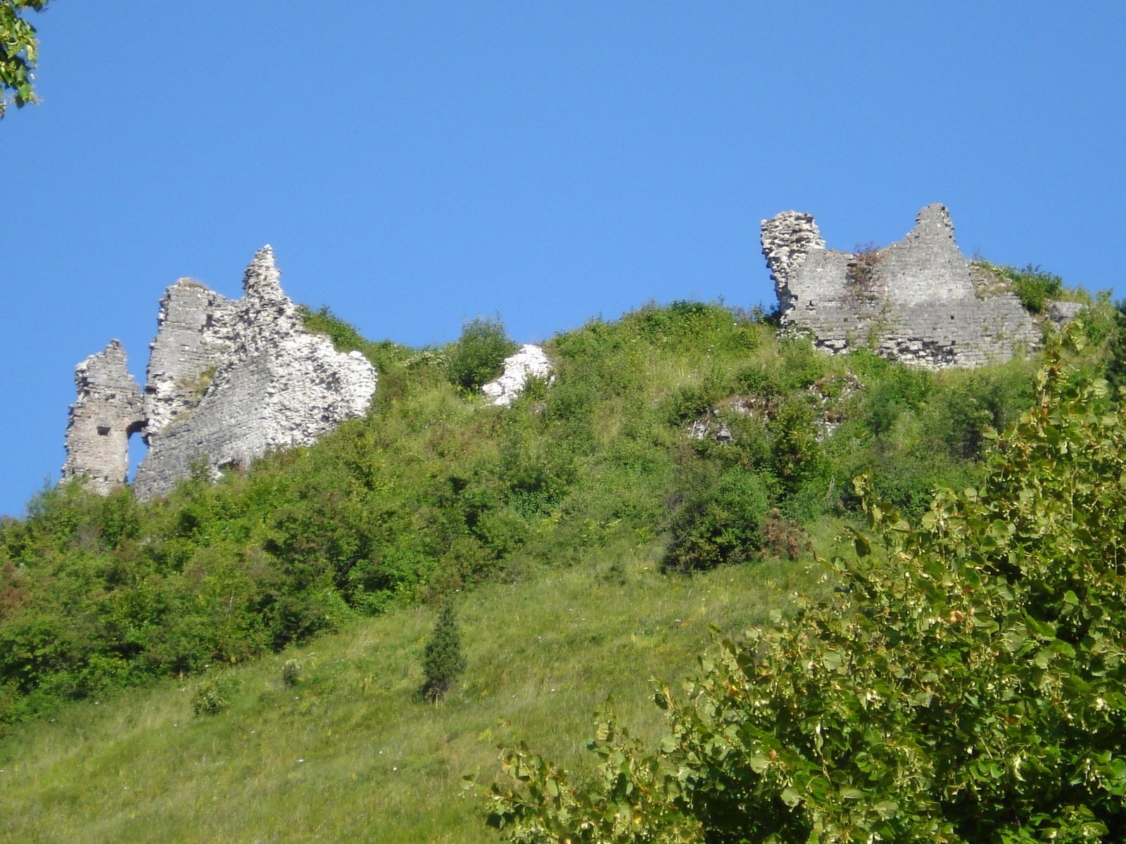 Tržan Castle in Modruš — view Tržan Castle in Modruš — view