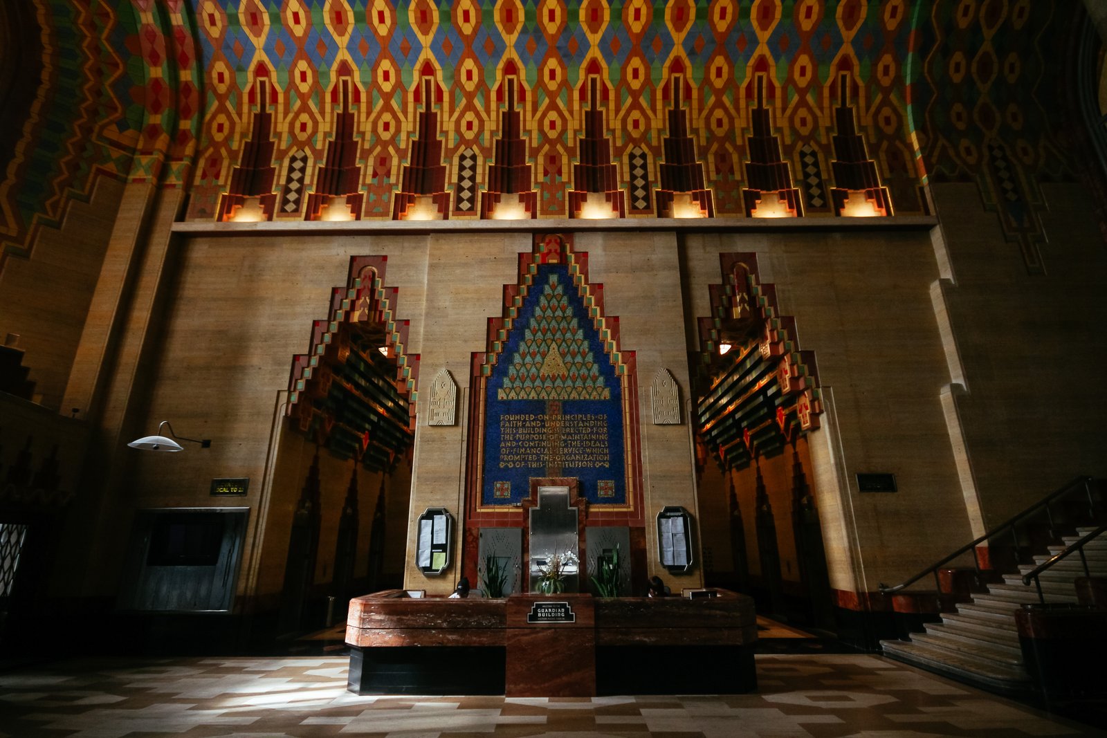 Guardian Building Detroit exterior, Art Deco polychrome glazed terra cotta skyscraper