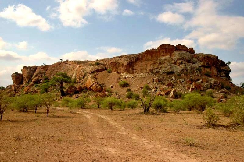 Mapungubwe Hill, flat-topped sandstone summit that served as royal enclosure of sub-Saharan Africas earliest known kingdom