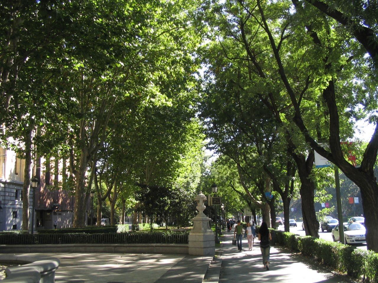 Paseo del Prado, Madrid, the tree-lined 18th-century Enlightenment promenade flanked by neoclassical fountains