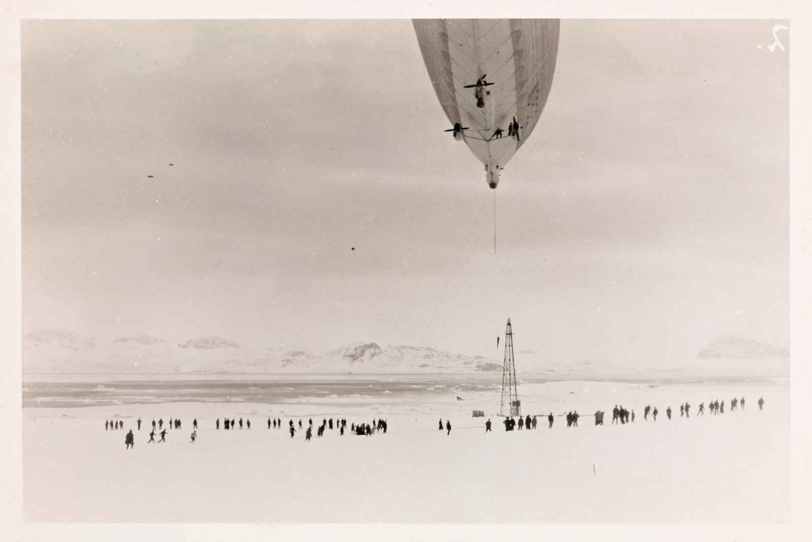 The airship Norge descending onto the mooring mast at Ny-Alesund in 1926