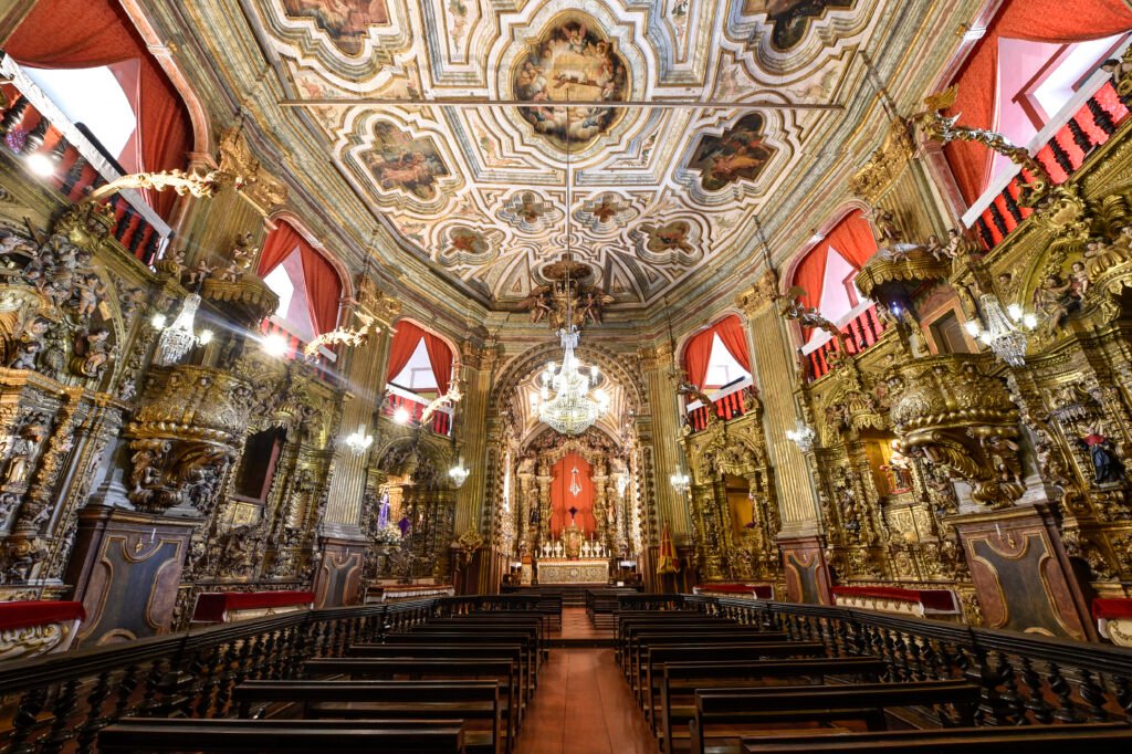Basilica of Our Lady of Pilar, Ouro Preto: more than 400 kilos of gold leaf inside a plain colonial shell