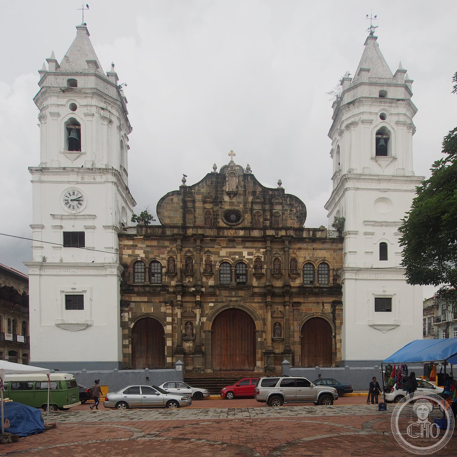 Metropolitan Cathedral Basilica of Santa María la Antigua in Panama City's Casco Viejo, built 1688-1796, its towers said to be inlaid with mother-of-pearl from the Pearl Islands