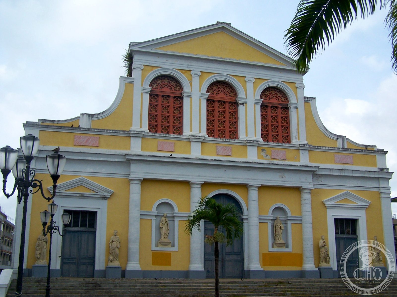 Église Saint-Pierre-et-Saint-Paul in Pointe-à-Pitre, Guadeloupe, rebuilt after the deadly 1843 earthquake with an exposed cast-iron skeleton designed for earthquake and fire resistance