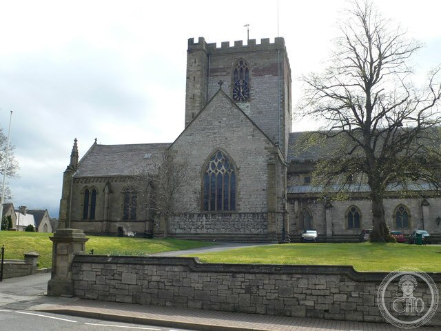 Cattedrale di St Asaph vista dalla High Street nella valle del Clwyd, Galles del Nord