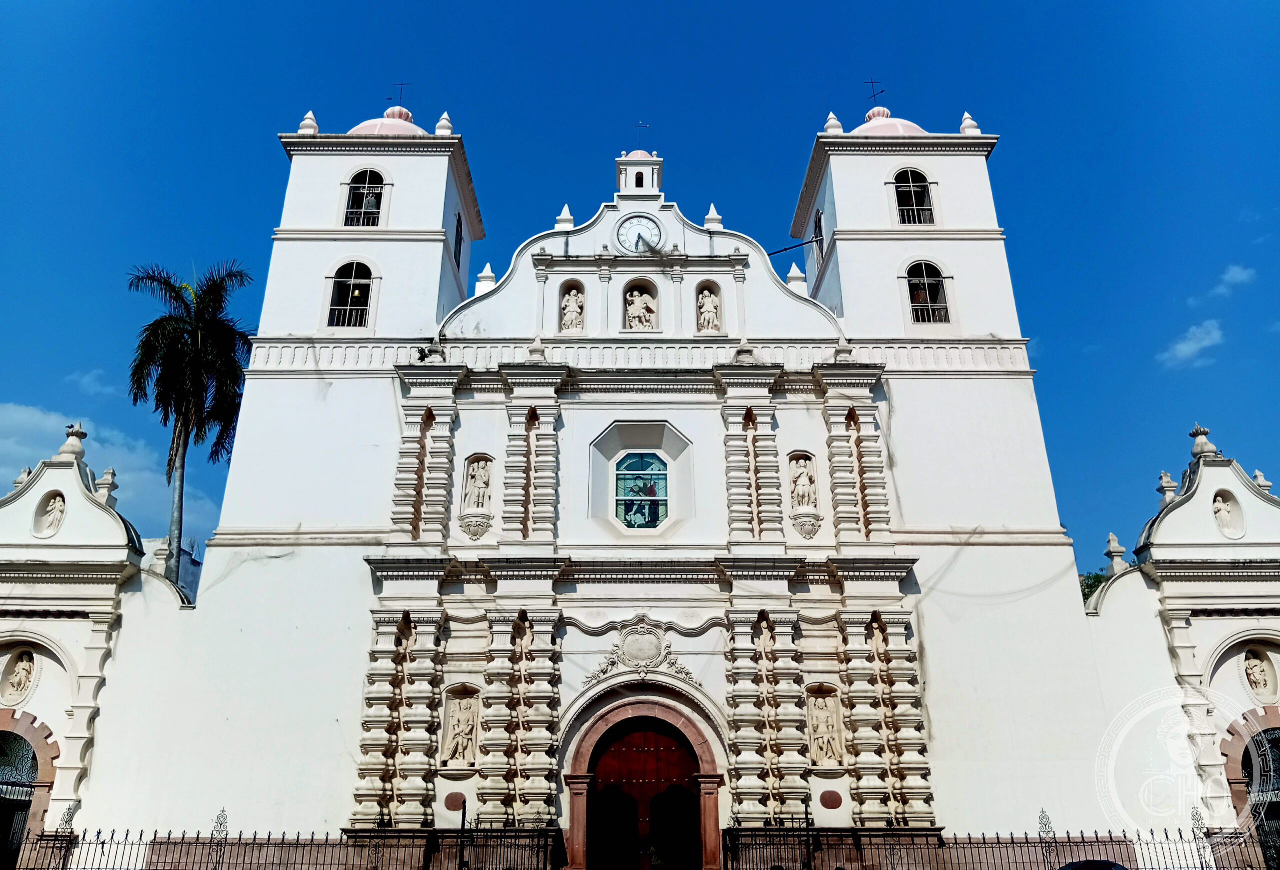 Metropolitan Cathedral of San Miguel Arcángel in Tegucigalpa, Honduras, a colonial Baroque cathedral built 1765-1786, fronting Parque Central