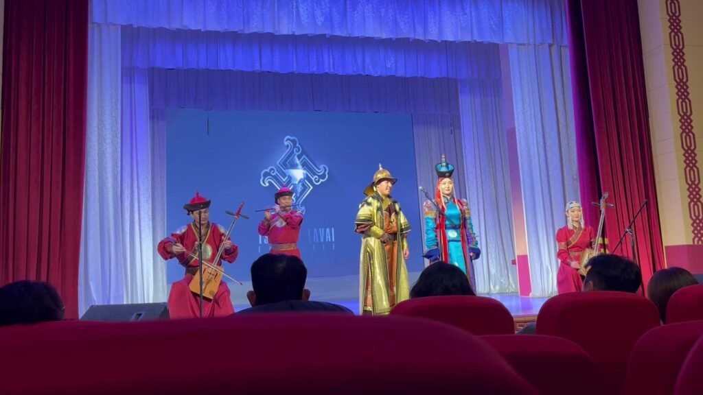 Urtiin Duu long song — Ulaanbaatar