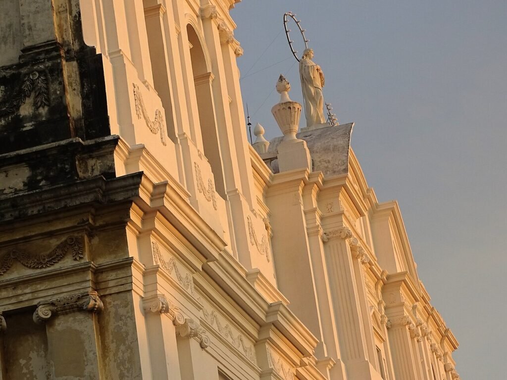 UNESCO World Heritage Sites Near Managua: Ruins of León Viejo and the Cathedral of León UNESCO World Heritage Sites Near Managua: Ruins of León Viejo and the Cathedral of León