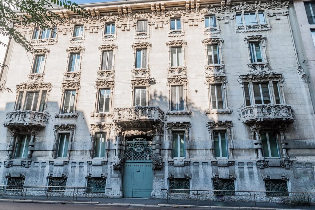 Casa Tosi (Palazzo Baratti), Milan Casa Tosi (Palazzo Baratti), Milan