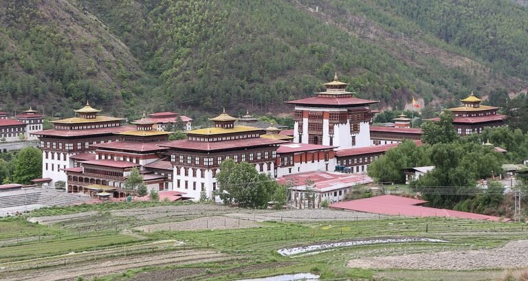 UNESCO World Heritage Sites Near Thimphu: the Dzong Architecture of Bhutan and the Himalayan Parks