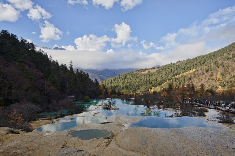 Huanglong Scenic Area Calcite Terraces: Travel Guide