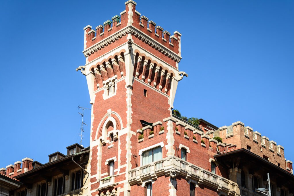 Castello Cova, Milan Castello Cova, Milan