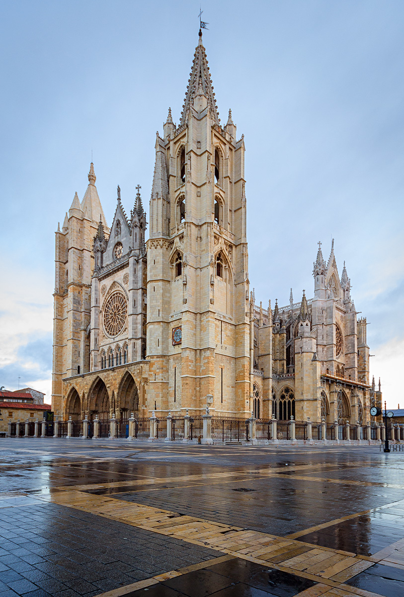 León Cathedral — view León Cathedral — view