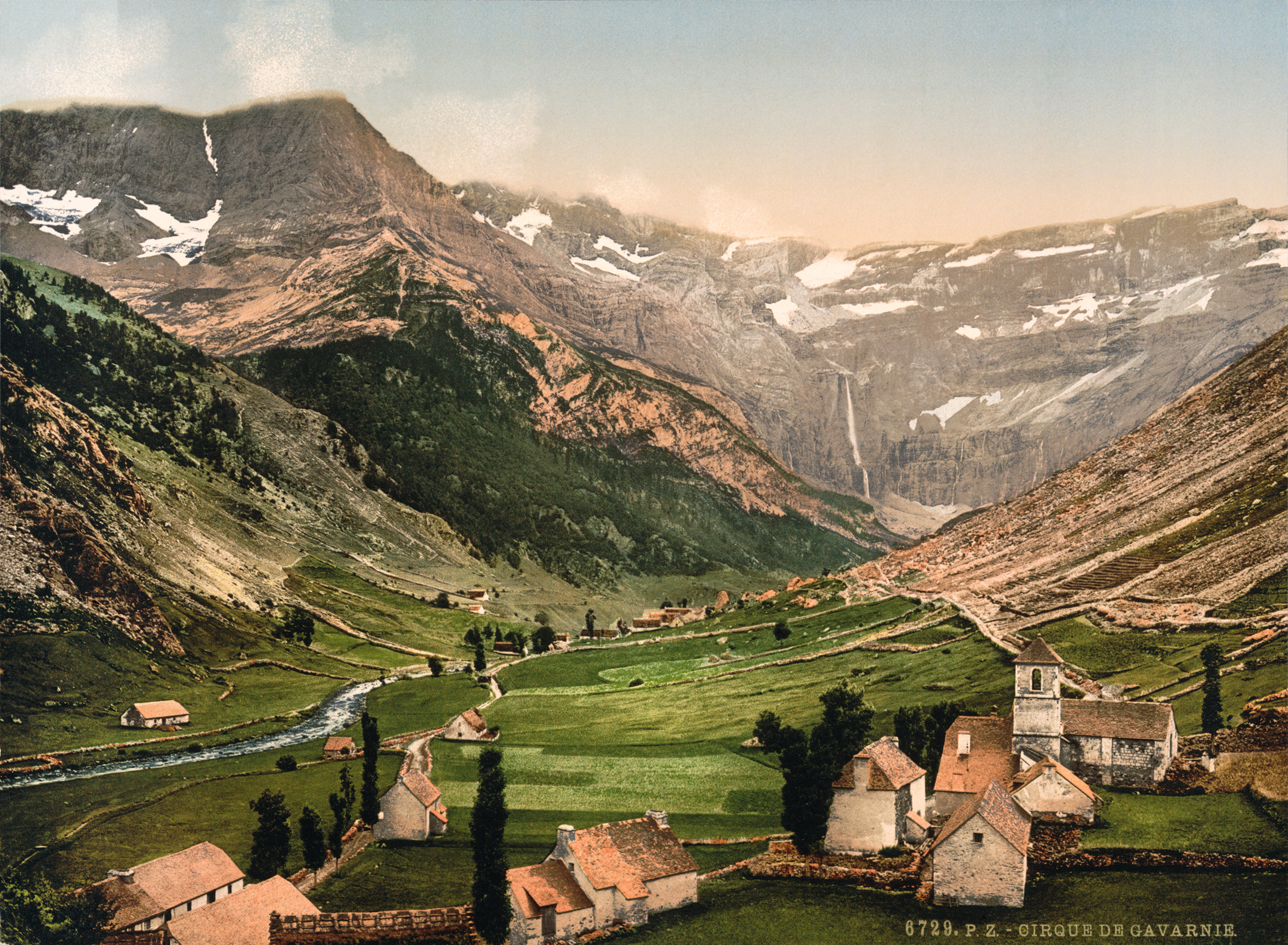 Cirque de Gavarnie — view Cirque de Gavarnie — view