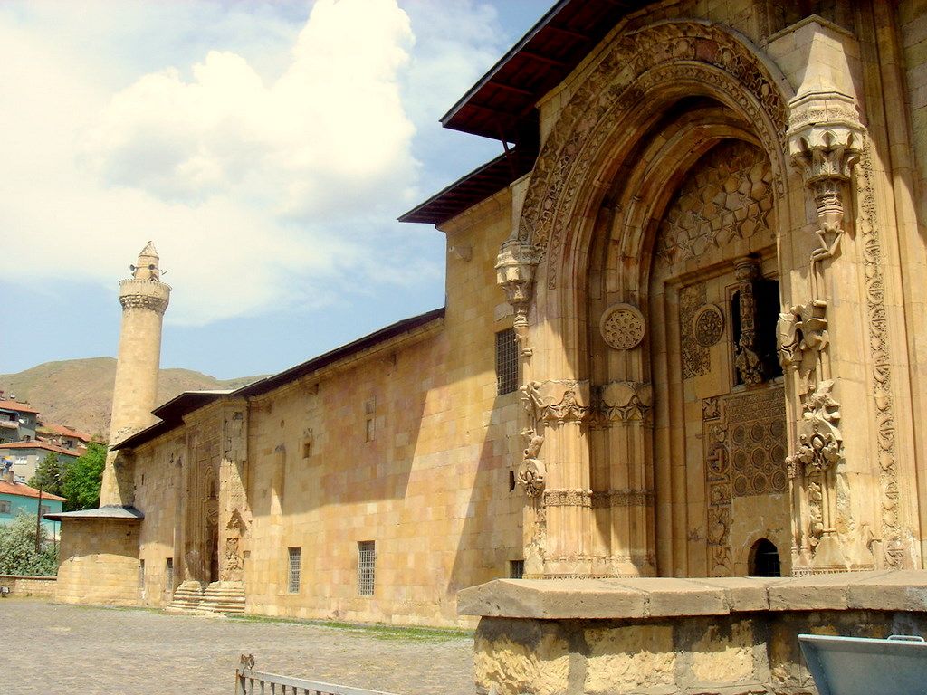Divriği Great Mosque and Hospital — view Divriği Great Mosque and Hospital — view