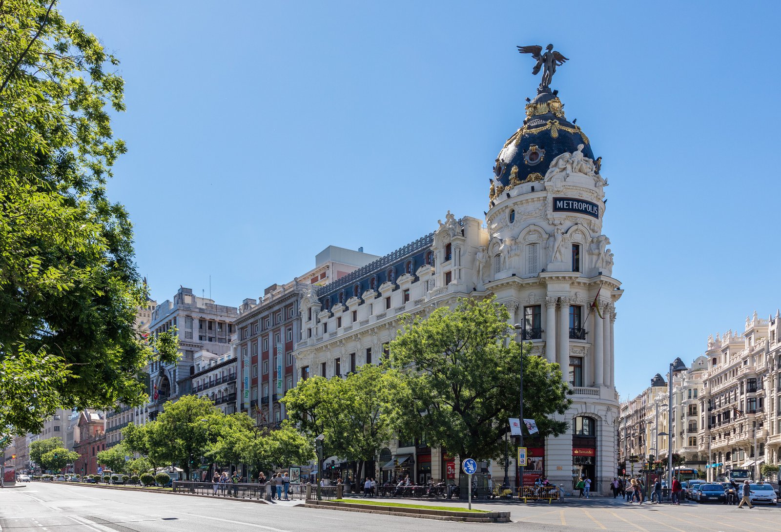 Metropolis Building, Madrid — view Metropolis Building, Madrid — view