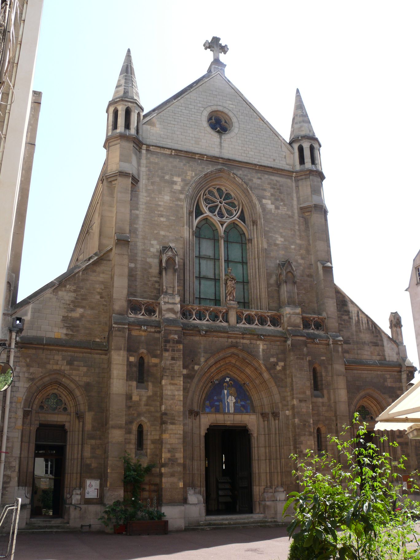 Saint-Joseph-Artisan, Paris — view