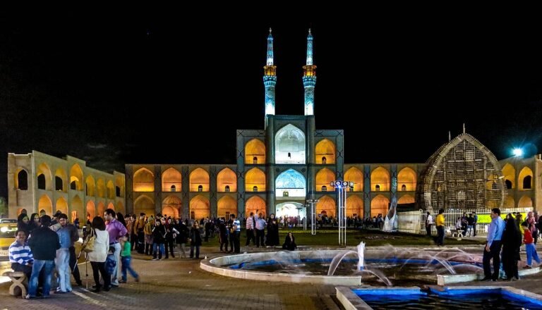 UNESCO World Heritage Sites Near Yazd: the Historic Earthen City, Zoroastrian Fire Temples and Isfahan’s Palaces