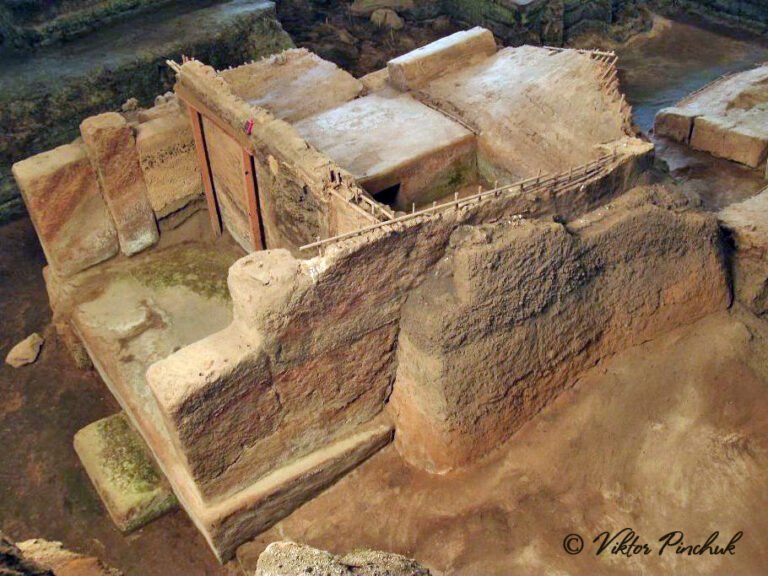UNESCO World Heritage Sites Near San Salvador: Joya de Cerén and the Mayan Ruins of Copán