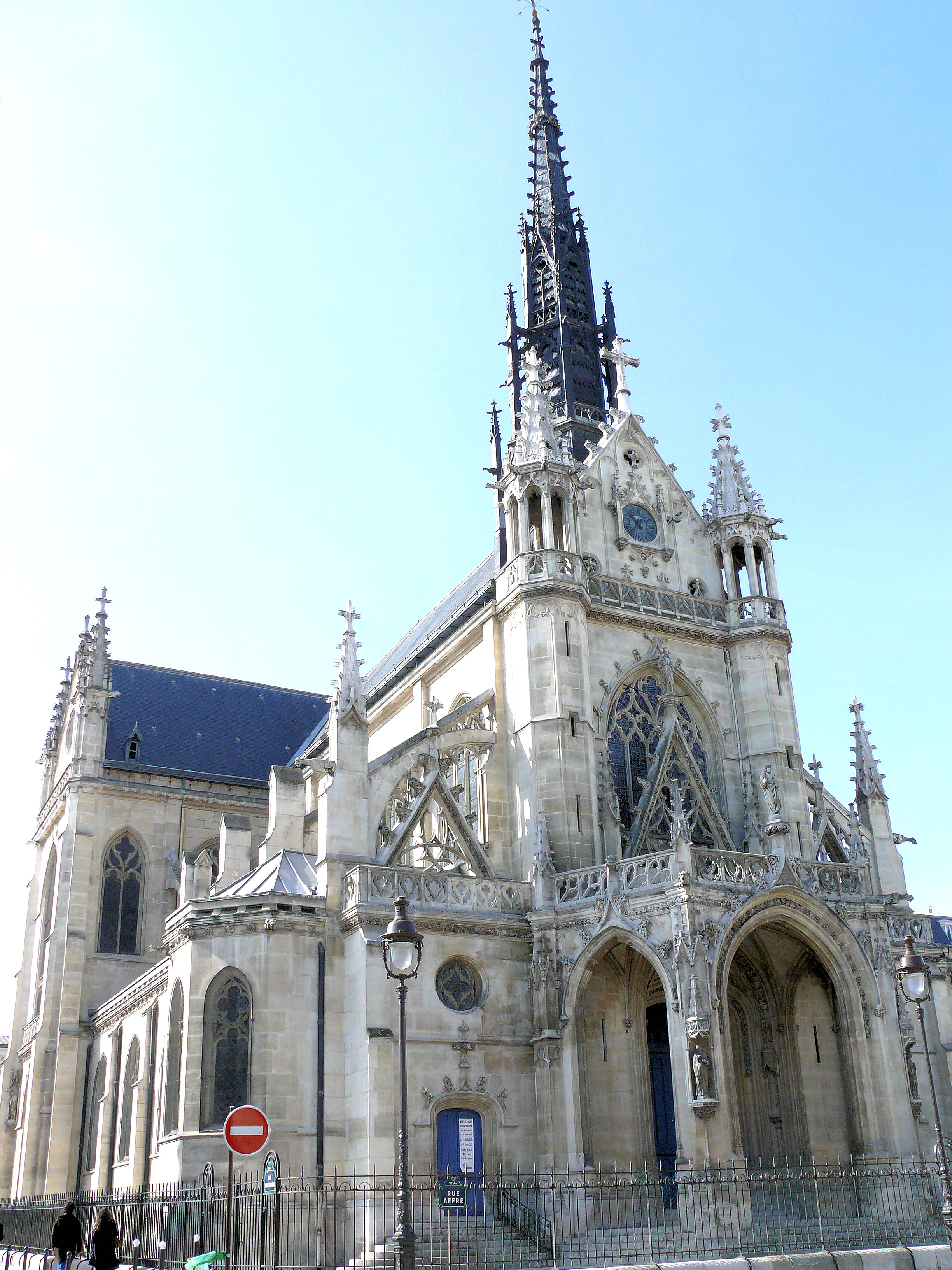 Saint-Bernard de la Chapelle — view Saint-Bernard de la Chapelle — view