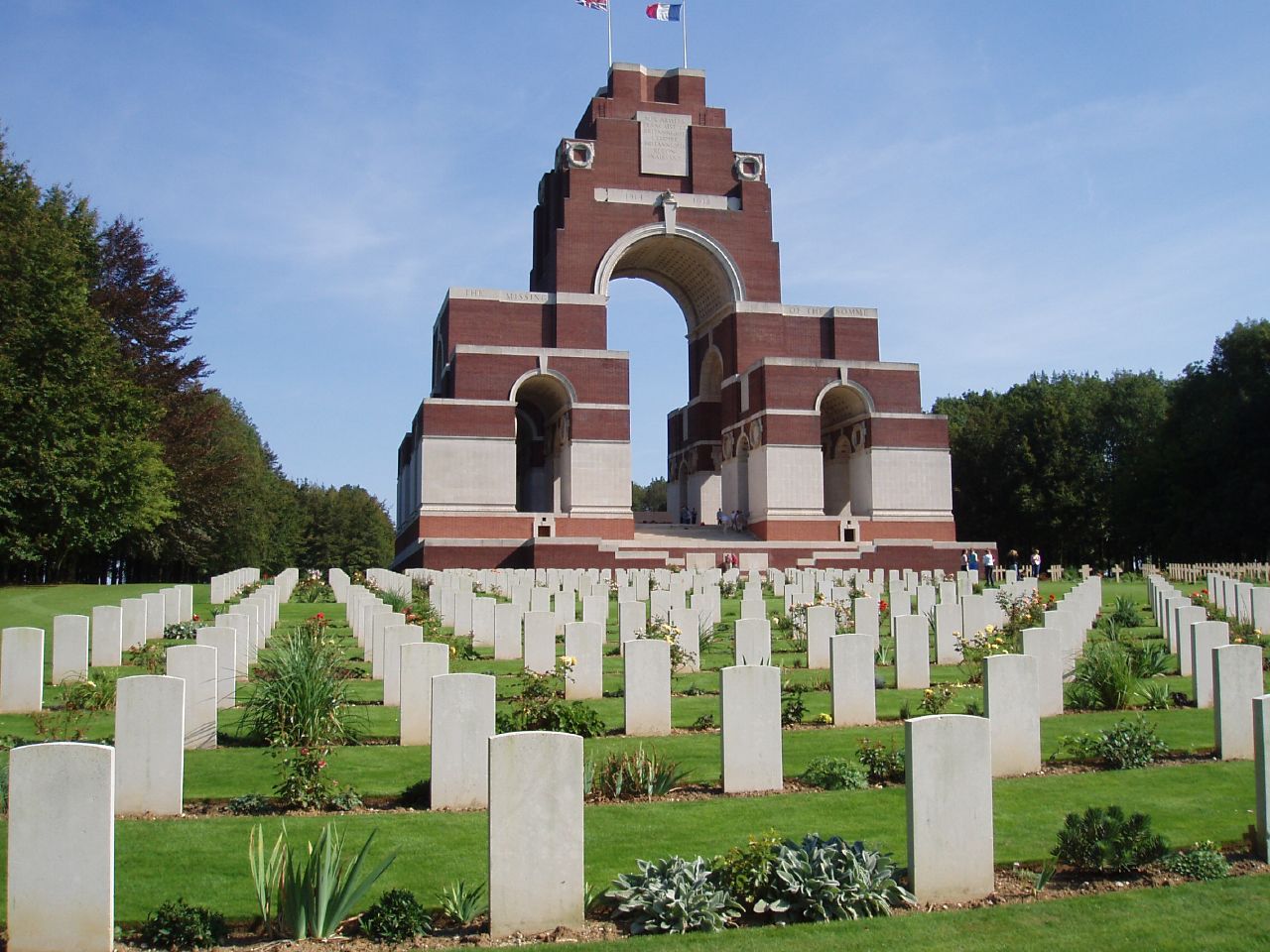 Thiepval Memorial — view Thiepval Memorial — view