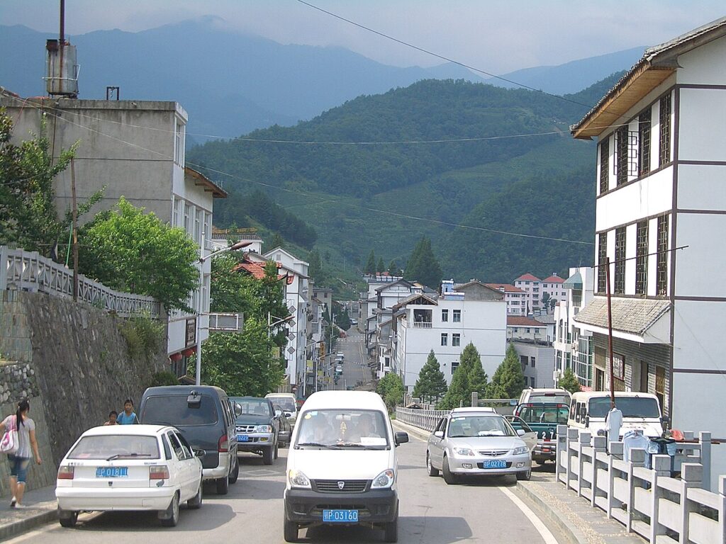 Hubei Shennongjia Forest District Ecology: Guide Hubei Shennongjia Forest District Ecology: Guide