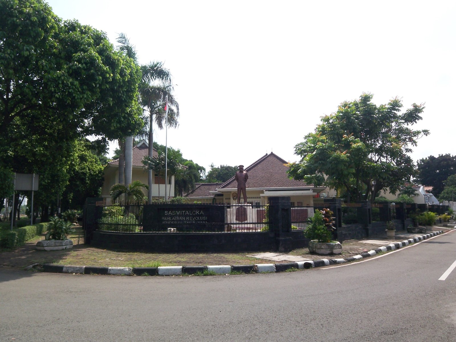 Sasmita Loka Ahmad Yani Museum — view Sasmita Loka Ahmad Yani Museum — view