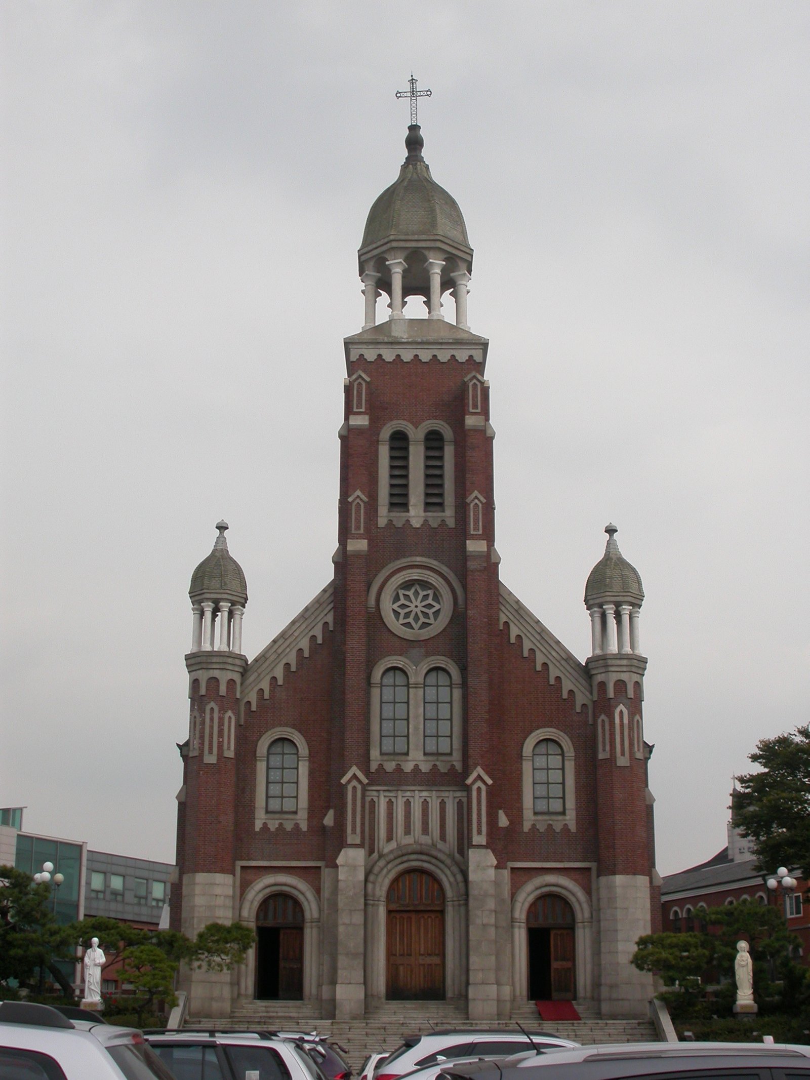 St. Paul's Cathedral, Incheon — view St. Paul's Cathedral, Incheon — view