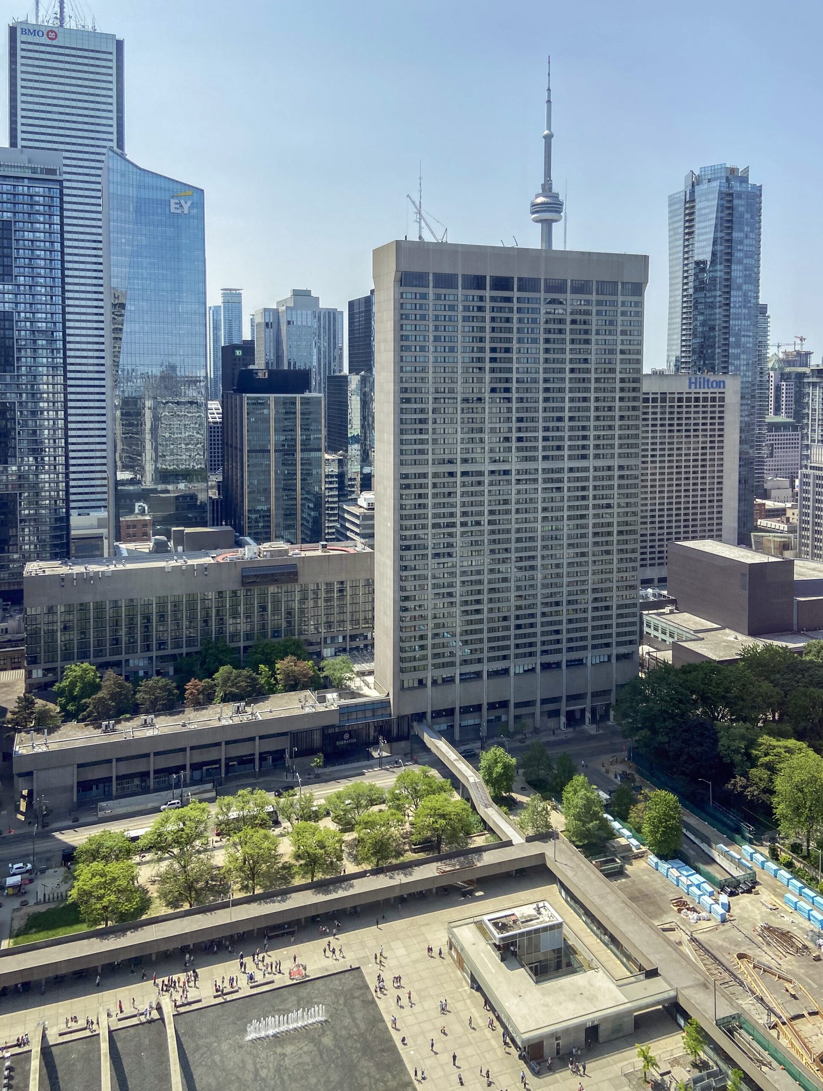 Sheraton Centre Toronto Hotel — view Sheraton Centre Toronto Hotel — view