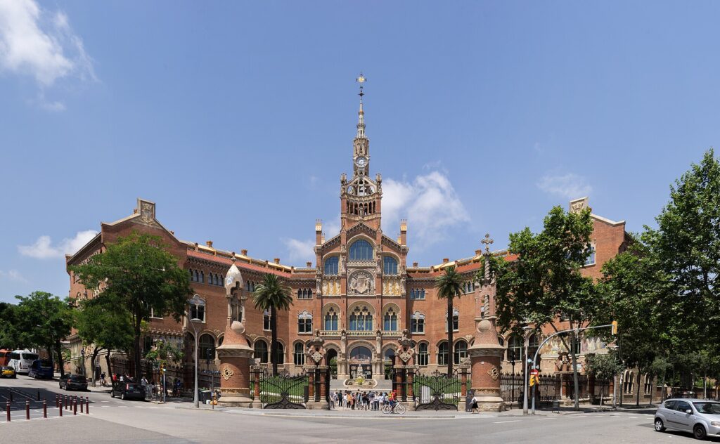 The Administration Pavilion of Sant Pau, the front the hospital shows to the city
