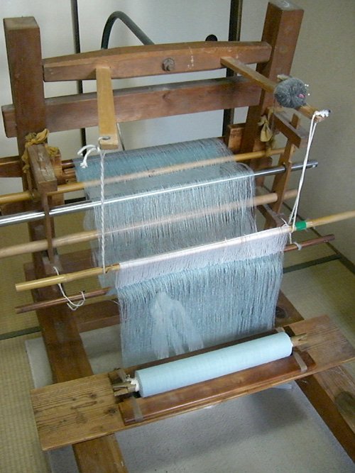 Yuki-tsumugi silk