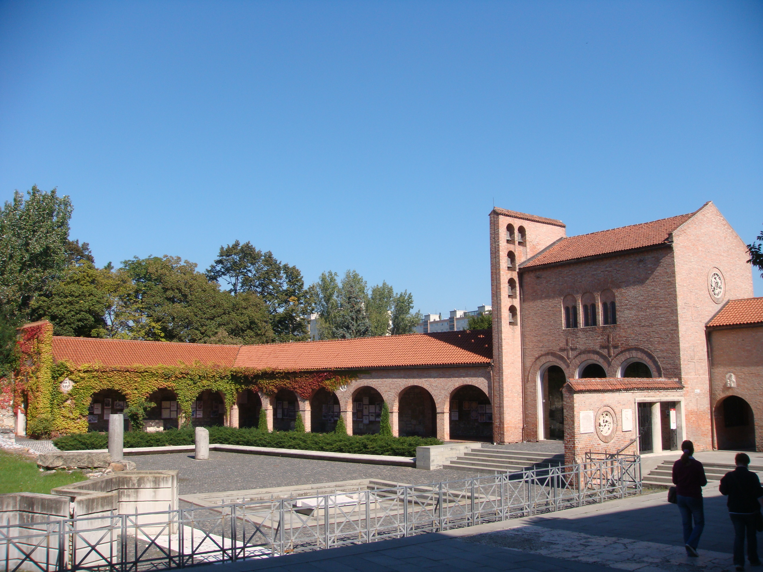 St. Stephen's Mausoleum — view