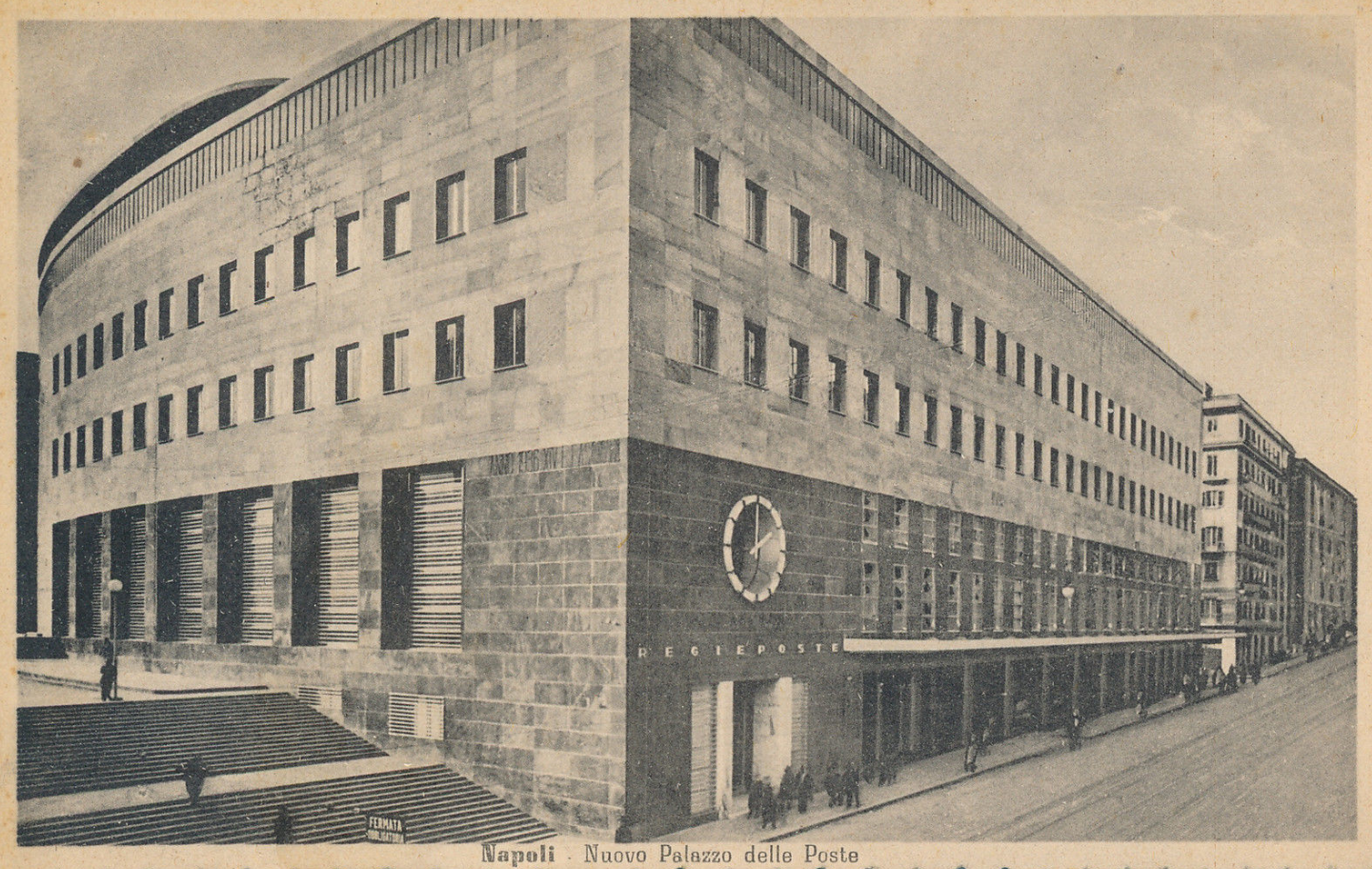 Palazzo delle Poste, Naples by Vaccaro and Franzi Palazzo delle Poste, Naples by Vaccaro and Franzi
