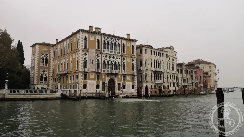 Palazzo Cavalli-Franchetti, Venice — Foto: Stefano Vigolo