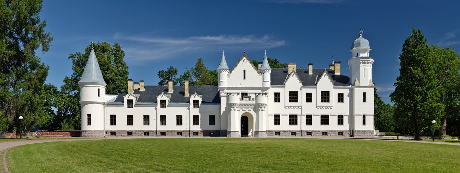 Alatskivi Castle — view