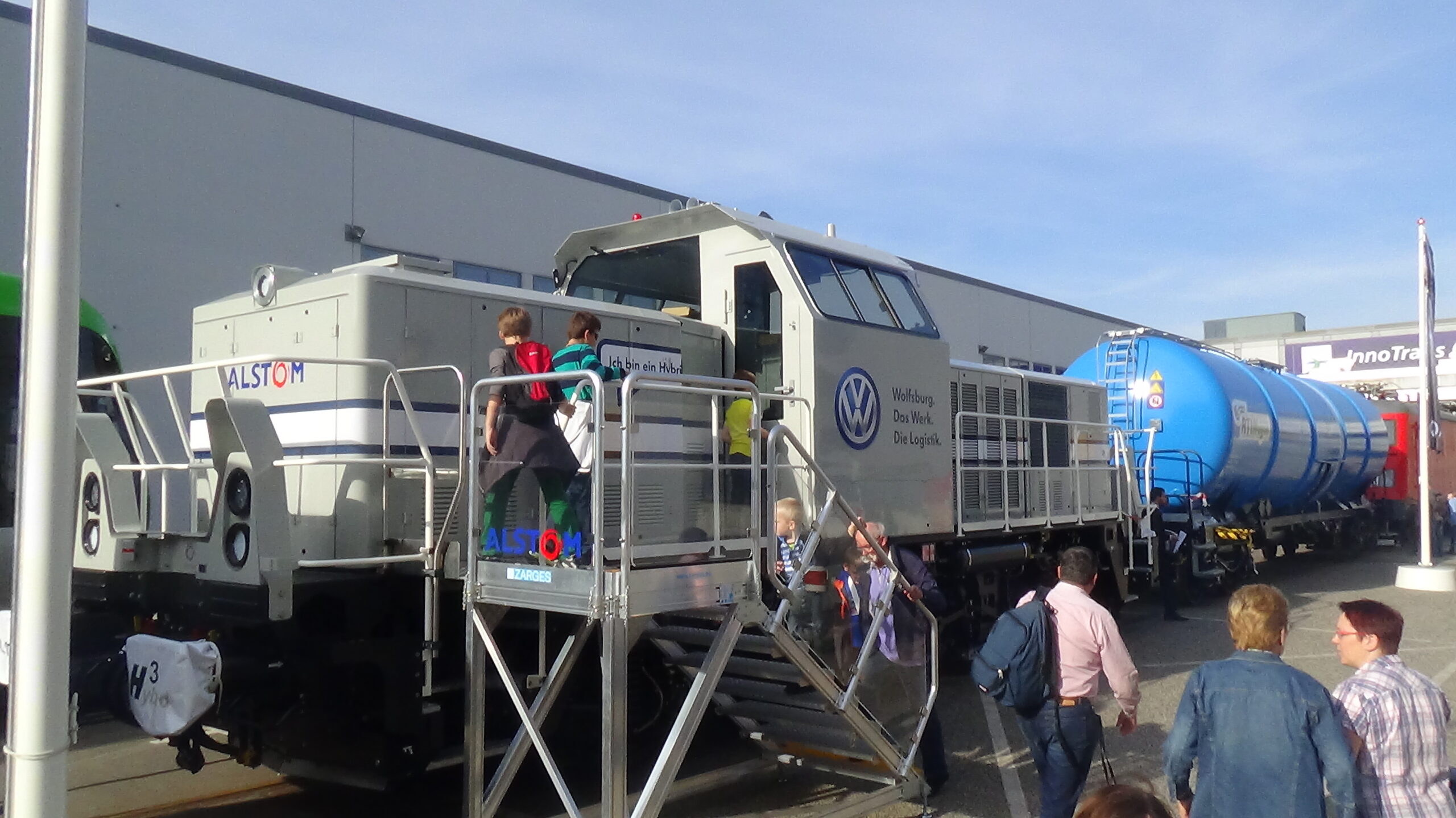 Alstom Modern Hybrid Locomotive Engineering